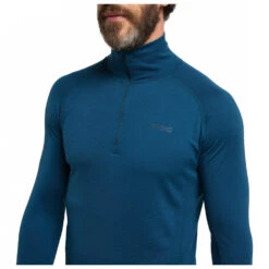 Stoic Merino180 BjoernenSt. Half Zip - Merino Base Layer 19 Stoic Merino180 BjoernenSt. Half Zip - Merino Base Layer -Stoic Shop stoic merino180 bjoernenst half zip merino base layer detail 6