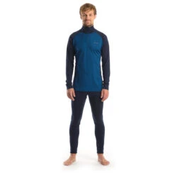 Stoic Merino180 BjoernenSt. Half Zip - Merino Base Layer 21 Stoic Merino180 BjoernenSt. Half Zip - Merino Base Layer -Stoic Shop stoic merino180 bjoernenst half zip merino base layer detail 9