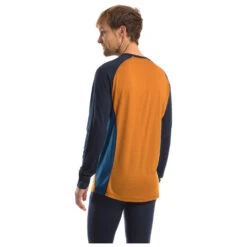 Stoic Merino180 BjoernenSt. II L/S - Merino Base Layer 17 Stoic Merino180 BjoernenSt. II L/S - Merino Base Layer -Stoic Shop stoic merino180 bjoernenst ii l s merino base layer detail 12
