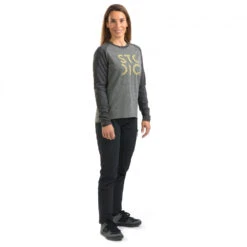 Stoic Women´s Hemp20 LofsdalenSt. L/S - Sport Shirt 14 Stoic Women´s Hemp20 LofsdalenSt. L/S - Sport Shirt -Stoic Shop stoic women s hemp20 lofsdalenst l s sport shirt detail 9