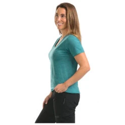 Stoic Women's Merino150 HeladagenSt. T-Shirt - Merino Shirt 12 Stoic Women's Merino150 HeladagenSt. T-Shirt - Merino Shirt -Stoic Shop stoic womens merino150 heladagenst t shirt merino shirt detail 11