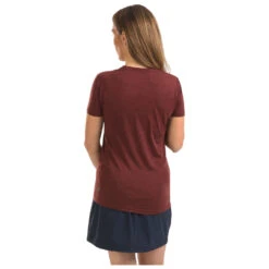 Stoic Women's Merino150 HeladagenSt. T-Shirt Slim - Merino Shirt 13 Stoic Women's Merino150 HeladagenSt. T-Shirt Slim - Merino Shirt -Stoic Shop stoic womens merino150 heladagenst t shirt slim merino shirt detail 12