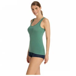Stoic Women's Merino150 HeladagenSt. Tank - Merino Base Layer 17 Stoic Women's Merino150 HeladagenSt. Tank - Merino Base Layer -Stoic Shop stoic womens merino150 heladagenst tank merino base layer detail 5