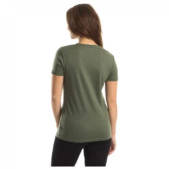 Stoic Women's Merino180 BjoernenSt. T-Shirt Slim - Merino Base Layer 13 Stoic Women's Merino180 BjoernenSt. T-Shirt Slim - Merino Base Layer -Stoic Shop stoic womens merino180 bjoernenst t shirt slim merino base layer detail 12
