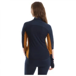 Stoic Women's MerinoMesh150 BensjonSt. II L/S Half Zip - Merino Base Layer 15 Stoic Women's MerinoMesh150 BensjonSt. II L/S Half Zip - Merino Base Layer -Stoic Shop stoic womens merinomesh150 bensjonst ii l s half zip merino base layer detail 12